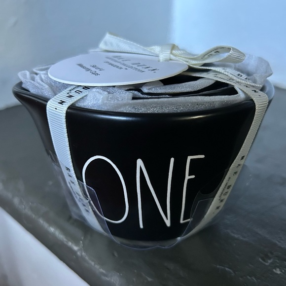 Rae Dunn Black Measuring Cups